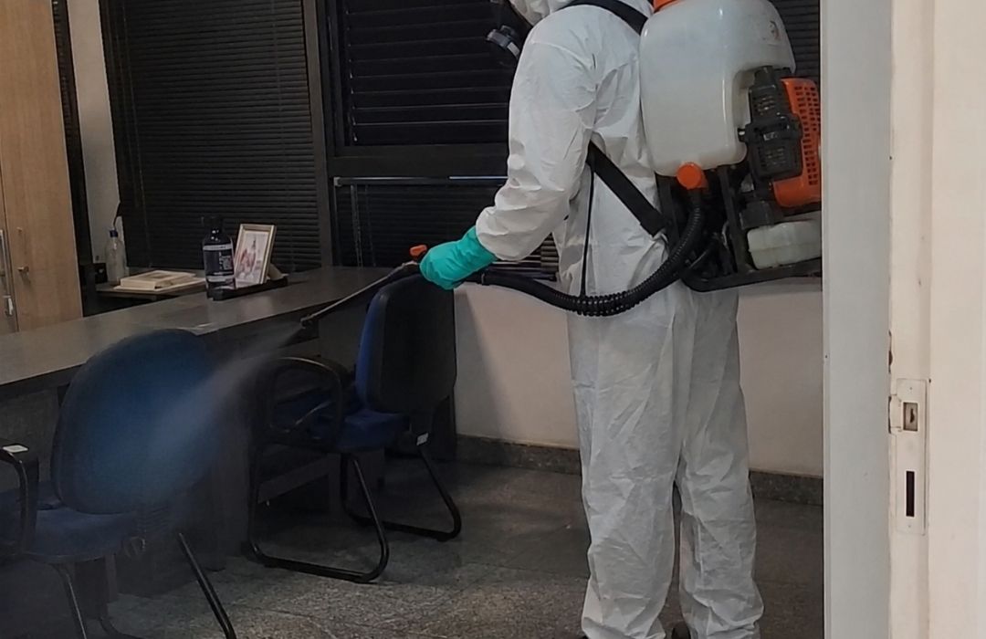 Sanitização e desinfecção de ambiente comercial em Mococa SP com produtos certificados